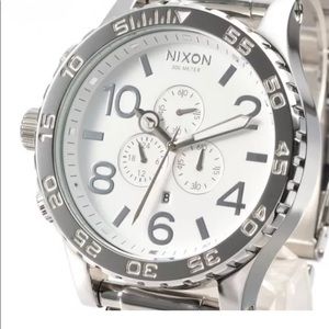 NIXON Watch 51-30 CHRONO Highpolish Silver White